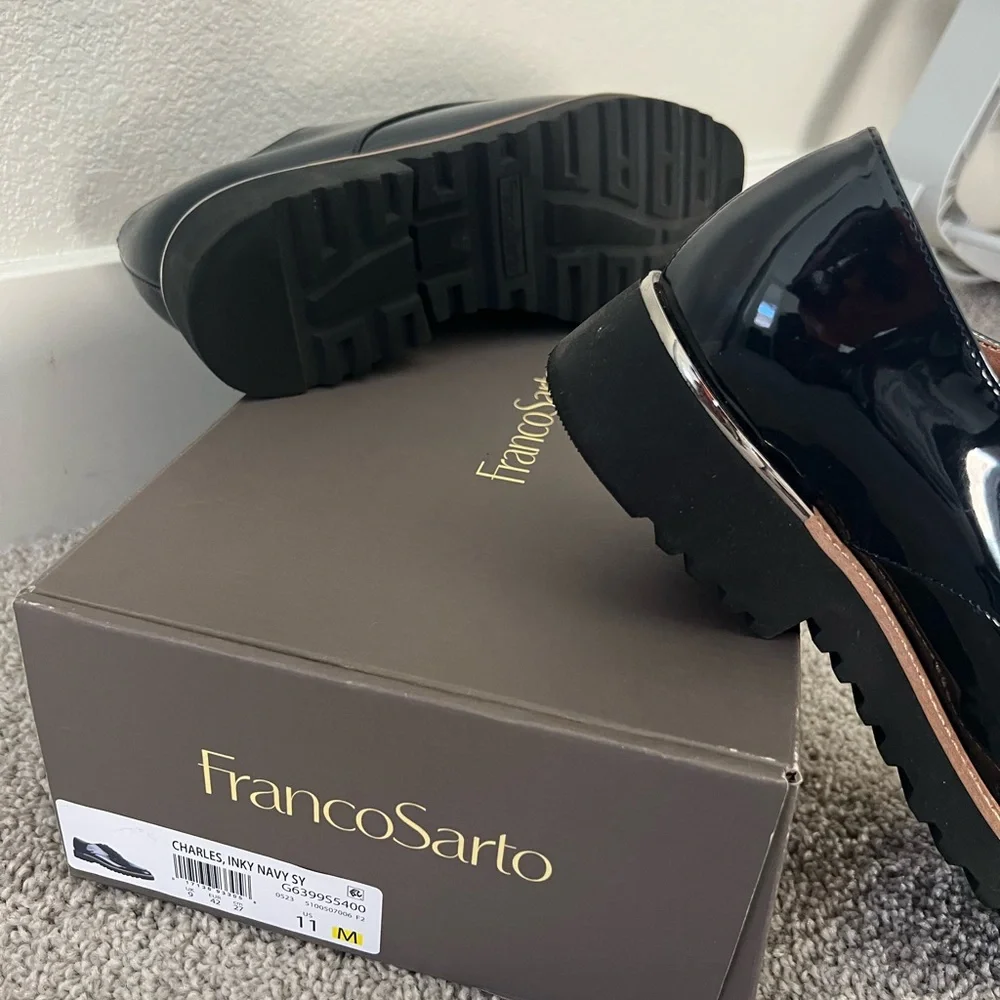 Franco Sarto Navy Patent Leather Shoes - Picture 5 of 6